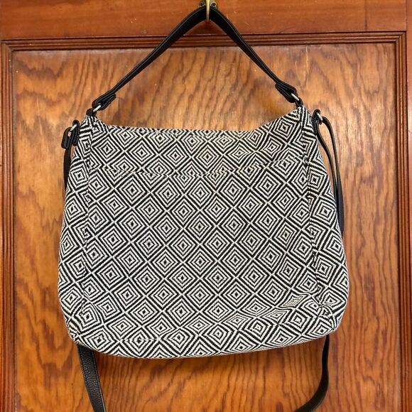 Thirty One Black Diamond Purse‎ - Picture 1 of 3